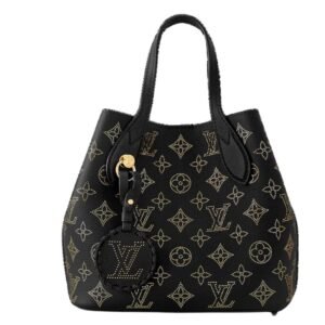 LOUIS VUITTON BLOSSOM PM