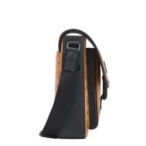 MCM KLASSIK MESSENGER IN VISETOS COGNAC