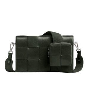 BOTTEGA VENETA CASSETTE WITH VERSATILE STRAP