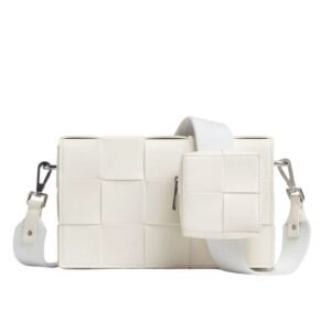 BOTTEGA VENETA CASSETTE WITH VERSATILE STRAP