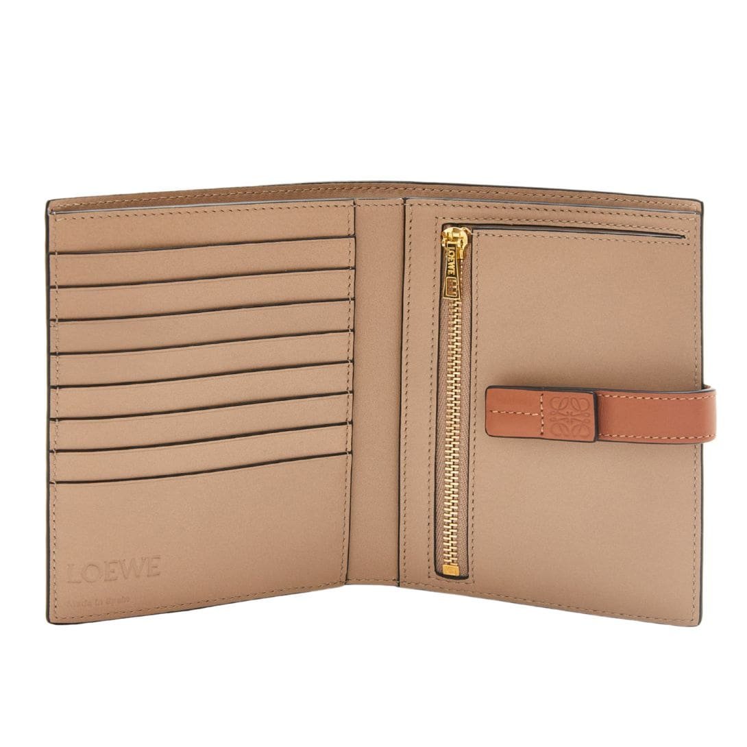 LOEWE MEDIUM VERTICAL WALLET IN SOFT GRAINED CALFSKIN - Image 4