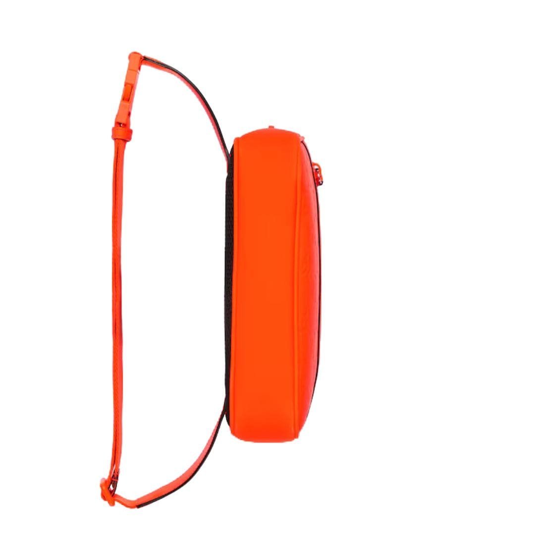 GUCCI GG RUBBER EFFECT BELT BAG - Image 6