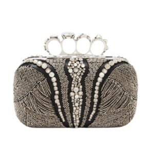 ALEXANDER MCQUEEN WOMEN’S KNUCKLE CLUTCH IN SILVER