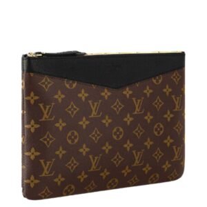 LOUIS VUITTON DAILY POUCH
