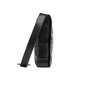 BOTTEGA VENETA MAXI CASSETTE