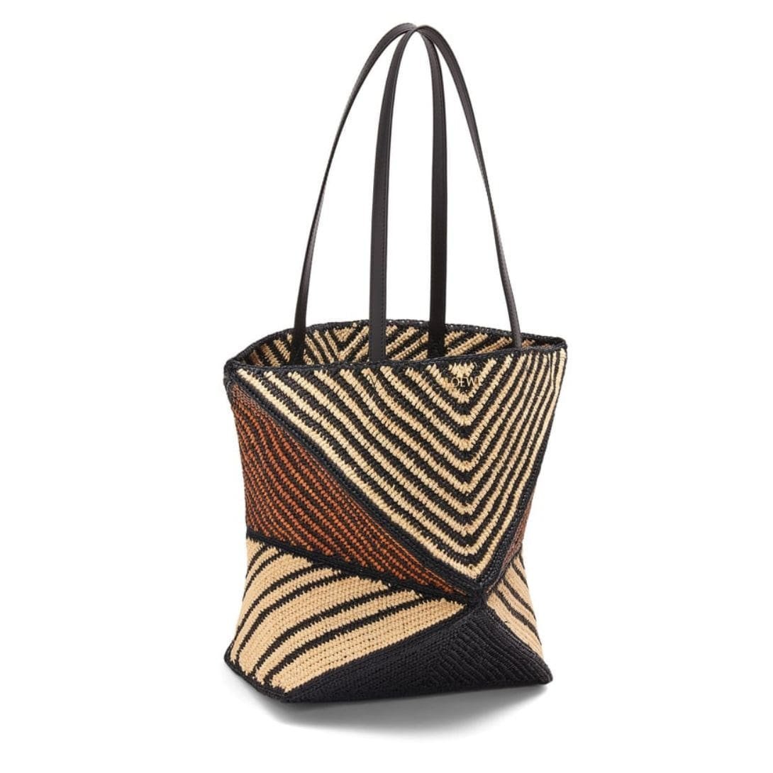 LOEWE PUZZLE FOLD TOTE BAG IN RAFFIA - Image 2