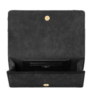 LOUIS VUITTON WALLET ON CHAIN LILY