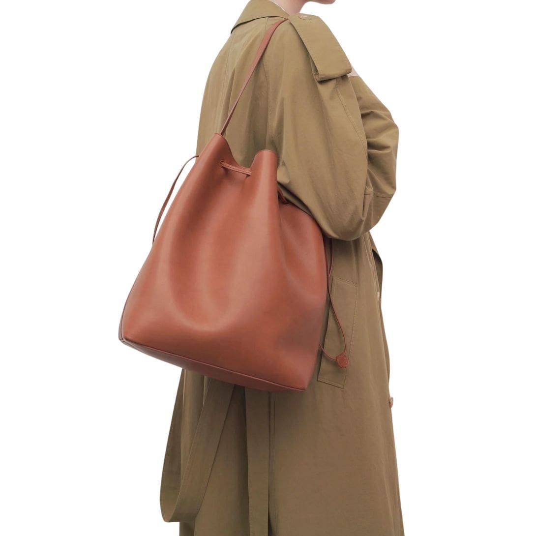 THE ROW BELVEDERE TOTE BAG IN LEATHER - Image 4