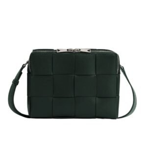 BOTTEGA VENETA CASSETTE CAMERA BAG