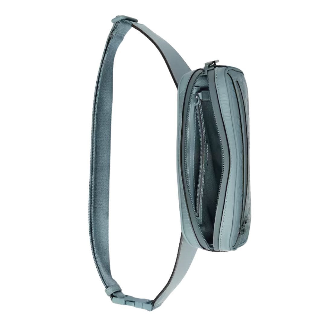 GUCCI GG RUBBER EFFECT BELT BAG IN LIGHT BLUE - Image 5