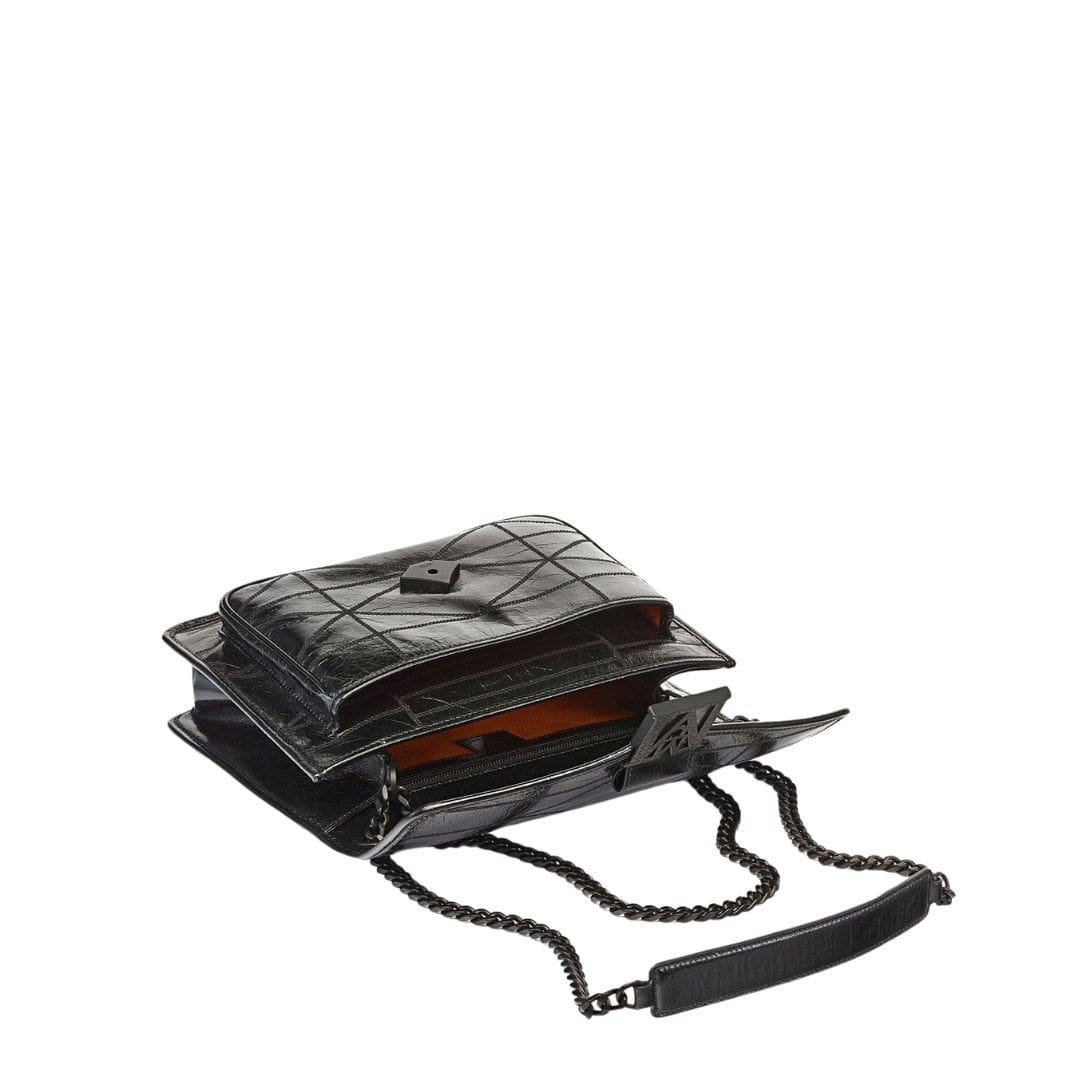 MCM LARGE TRAVIA QUILTED SHOULDER BAG IN CRUSHED LEATHER BLACK - Image 4