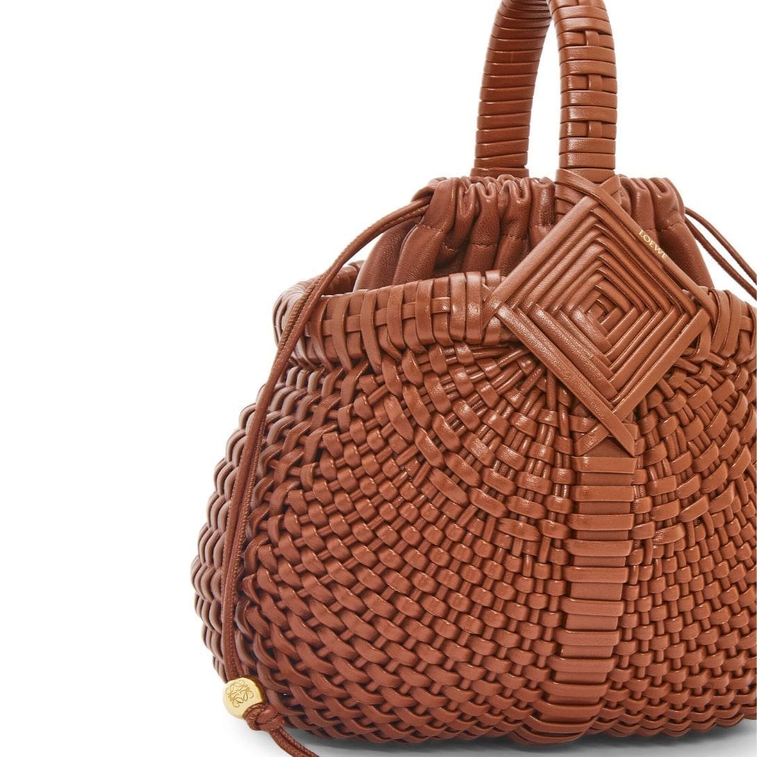 LOEWE DIAMOND ROUND BASKET MINI BAG IN CALFSKIN - Image 4