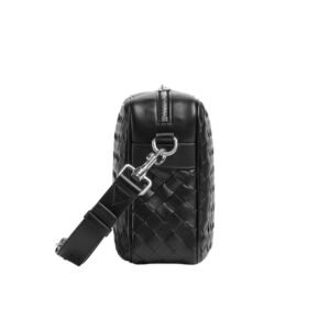 BOTTEGA VENETA MEDIUM INTRECCIATO CAMERA BAG