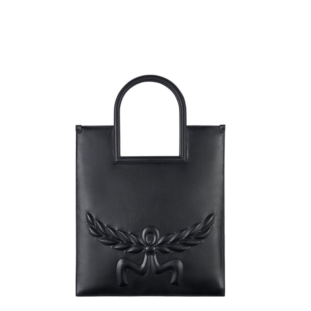 MCM MEDIUM AREN FOLD TOTE IN MEGA LAUREL LEATHER BLACK