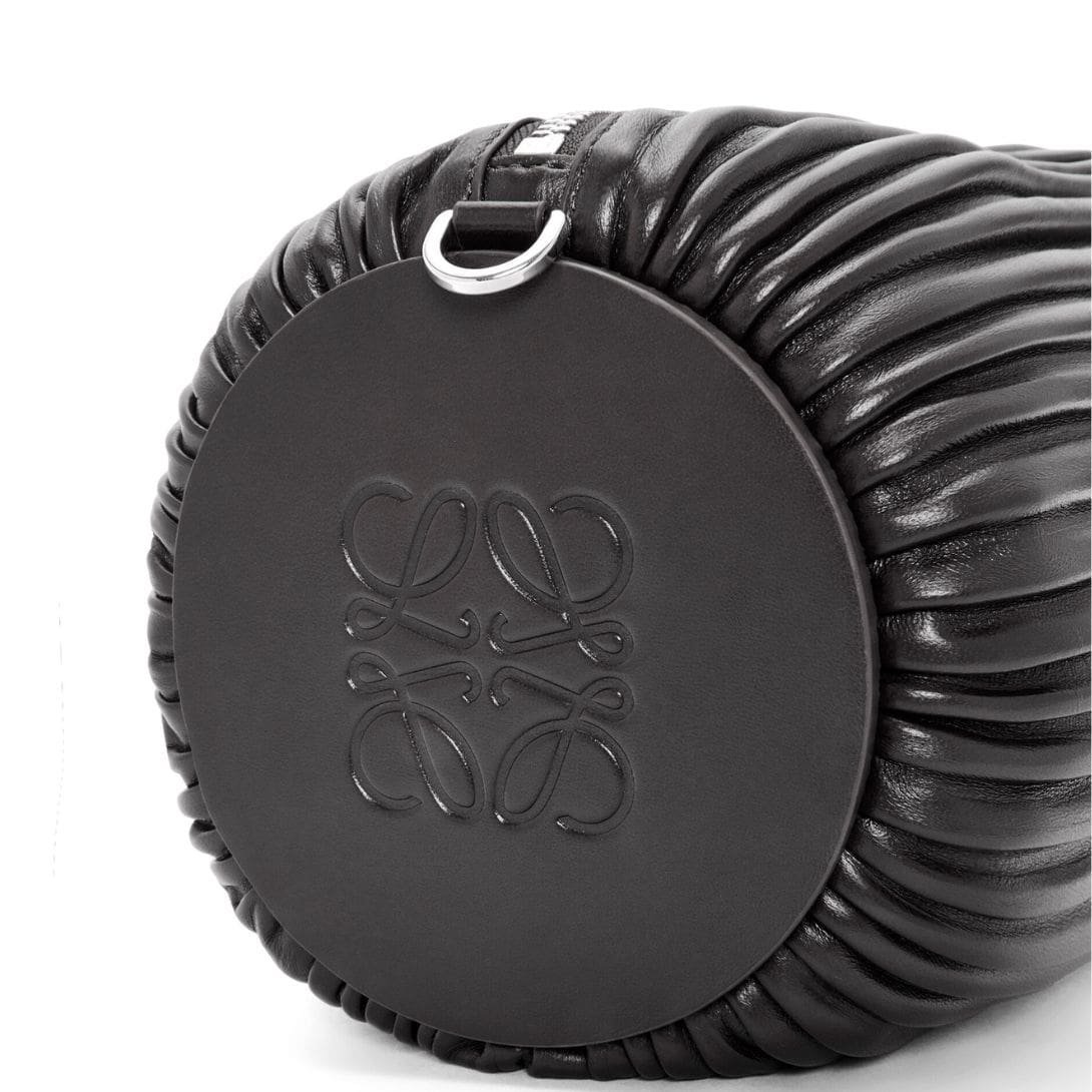 LOEWE LARGE BRACELET CLUTCH BAG IN PLEATED NAPPA - Image 4