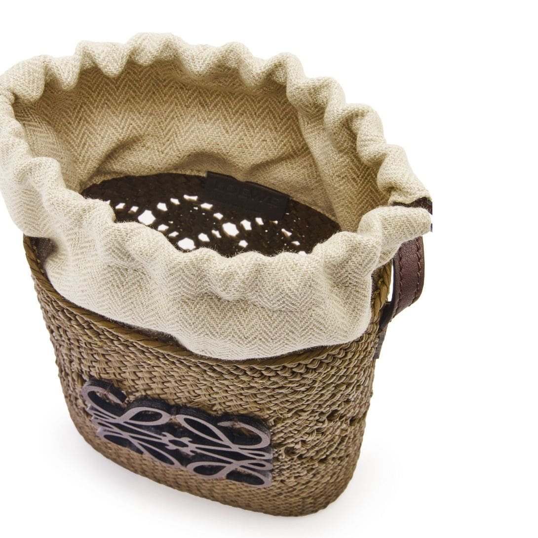 LOEWE SQUARE POCKET ANAGRAM AJOURE IN IRACA PALM AND CLASSIC CALFSKIN - Image 3