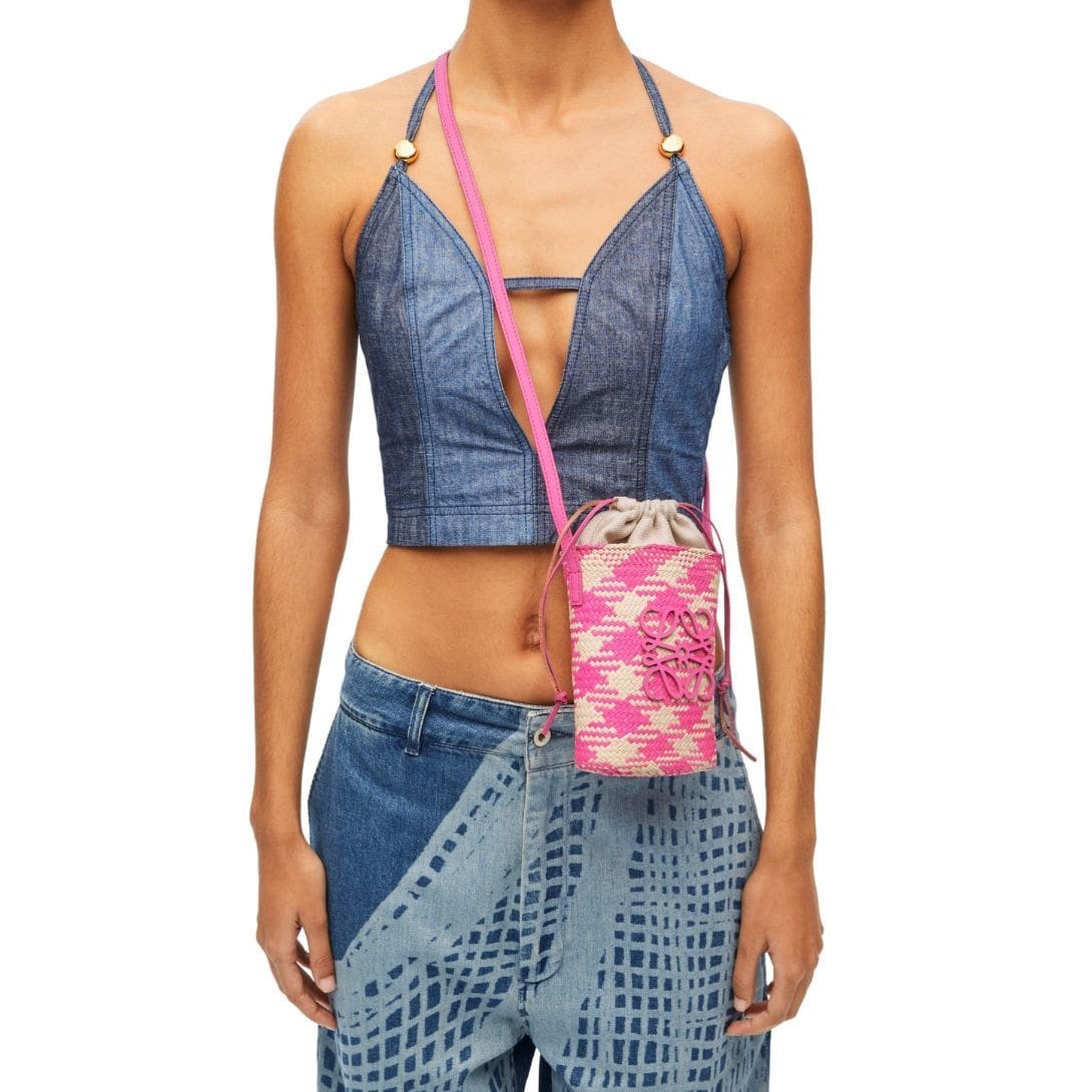 LOEWE SQUARE POCKET ANAGRAM CHECKS IN IRACA PALM AND CLASSIC CALFSKIN - Image 6