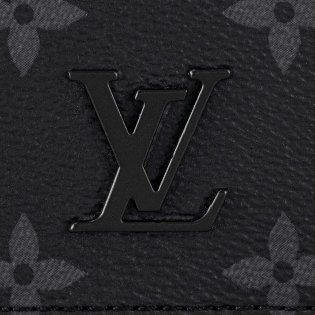 LOUIS VUITTON DISTRICT PM - Image 4