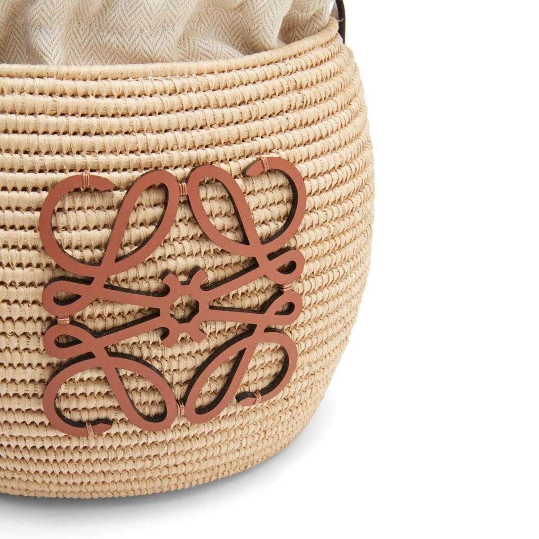 LOEWE BEEHIVE BASKET BAG IN RAFFIA AND CALFSKIN - Image 5