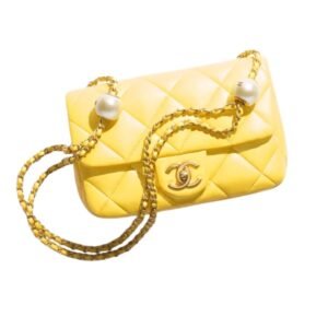 CHANEL SMALL FLAP BAG