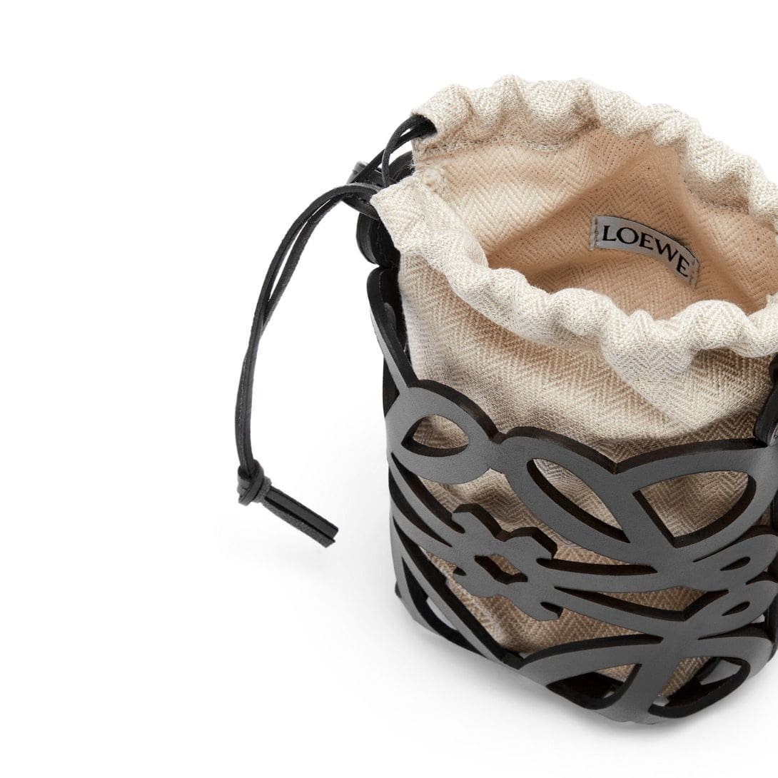 LOEWE POCKET WITH CUT OUT ANAGRAM IN CALFSKIN AND CLASSIC CANVAS - Image 4