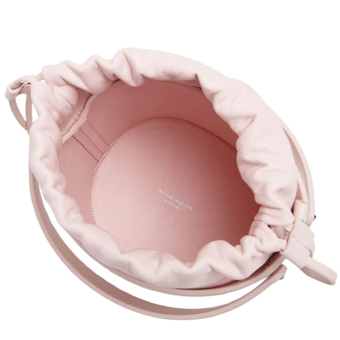 ALEXANDER MCQUEEN WOMEN'S THE RISE BUCKET IN VENUS PINK - Image 4