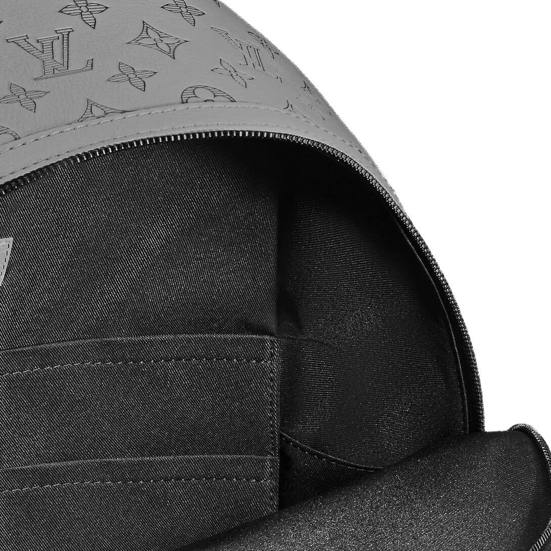 LOUIS VUITTON DISCOVERY BACKPACK - Image 6