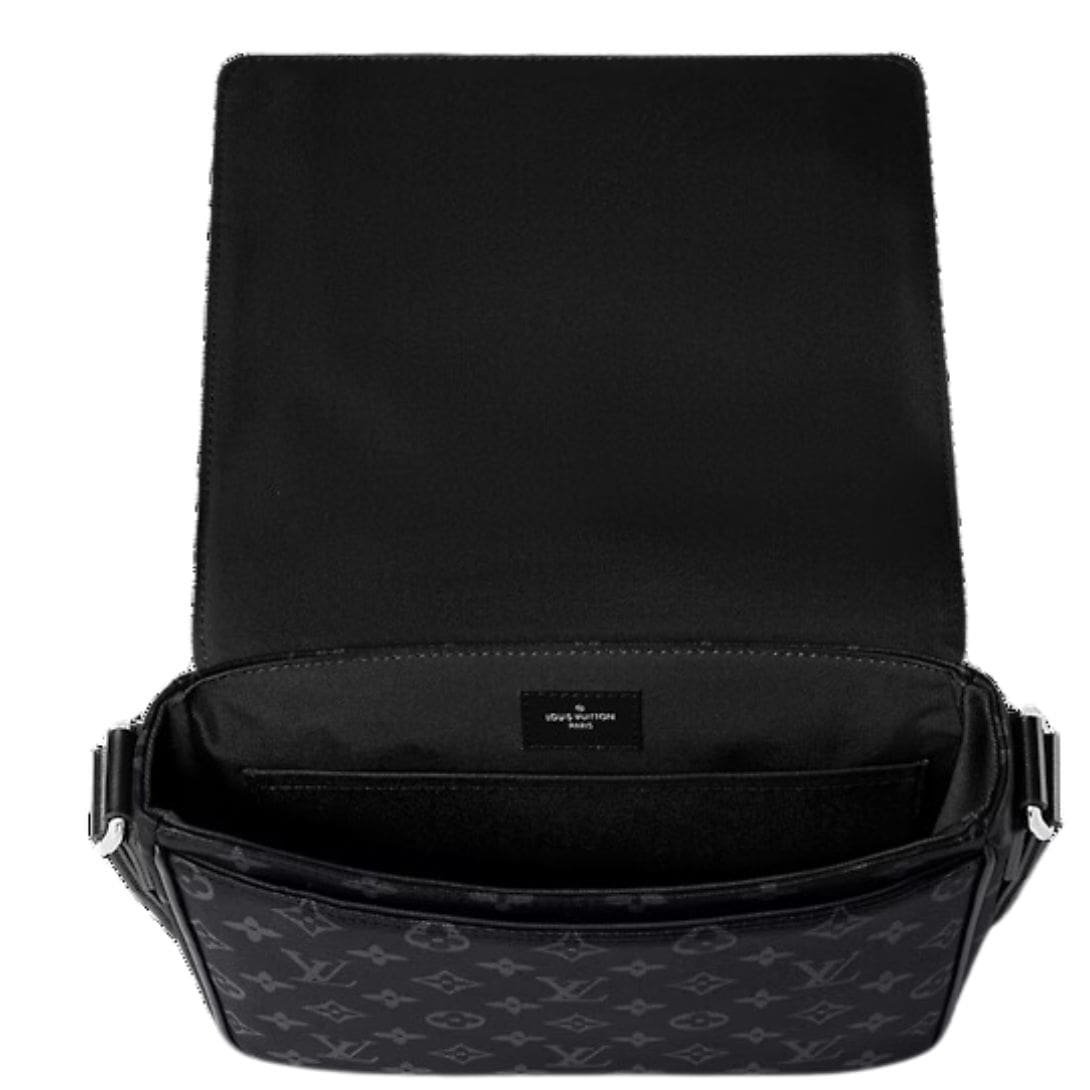 LOUIS VUITTON DISTRICT PM - Image 5