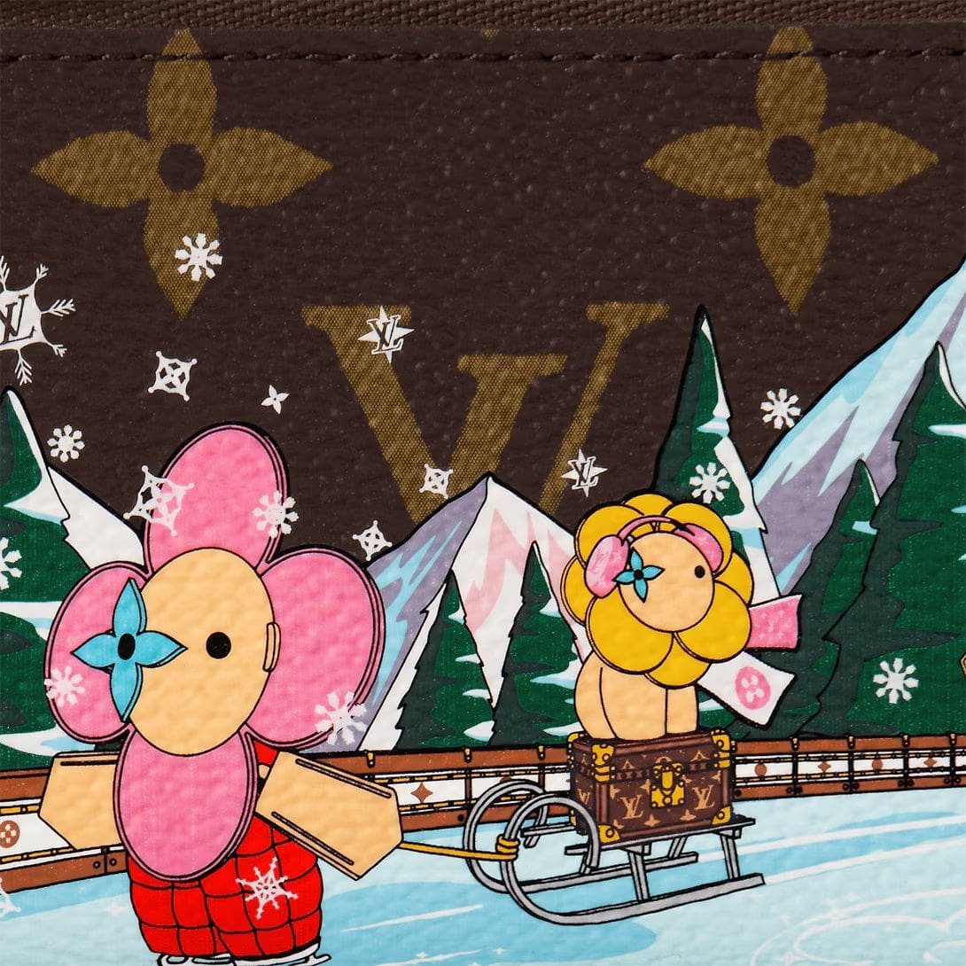 LOUIS VUITTON KEY POUCH - Image 5