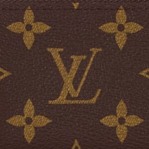 LOUIS VUITTON NOA KEY HOLDER