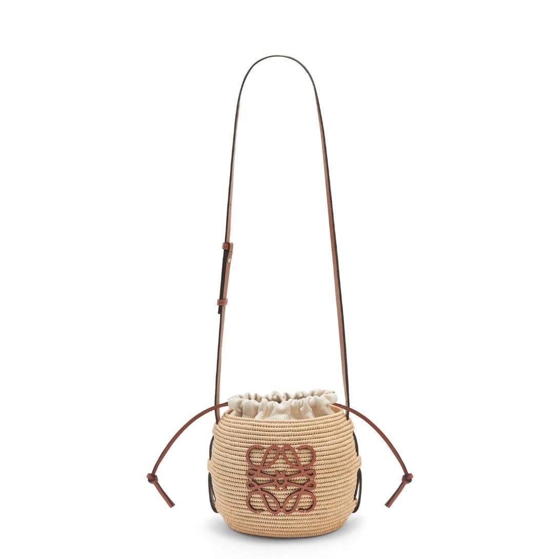 LOEWE BEEHIVE BASKET BAG IN RAFFIA AND CALFSKIN - Image 6
