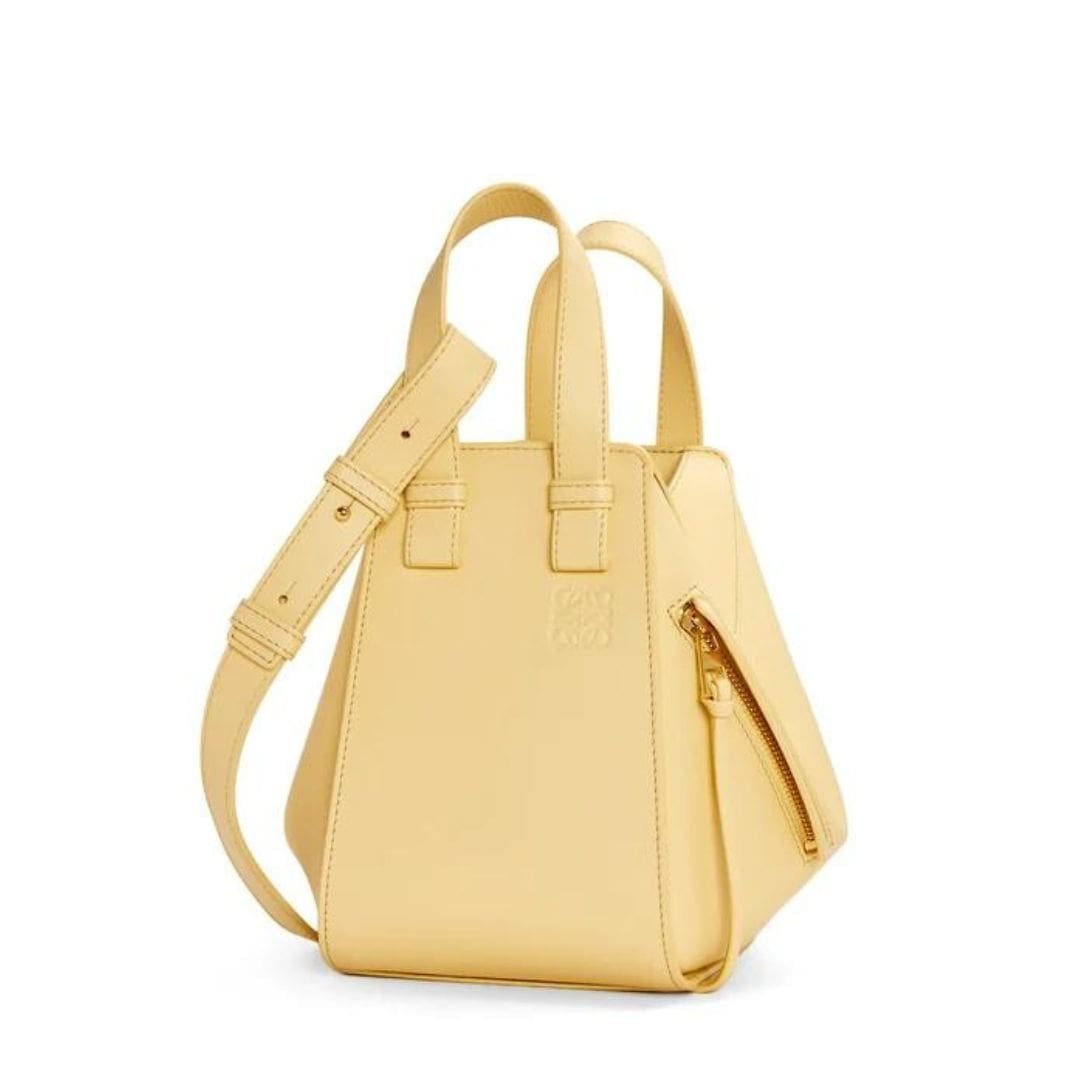 LOEWE COMPACT HAMMOCK BAG IN CLASSIC CALFSKIN - Image 3