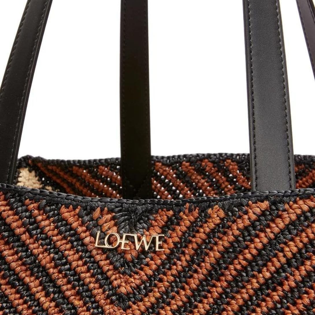 LOEWE PUZZLE FOLD TOTE XXL BAG IN RAFFIA - Image 5
