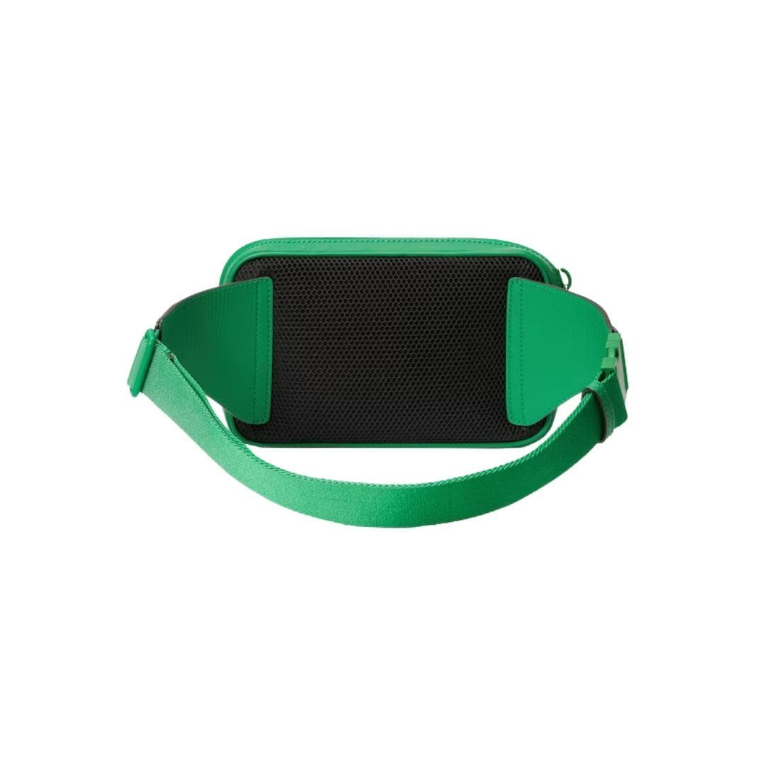 GUCCI GG RUBBER EFFECT BELT BAG IN GREEN - Image 2
