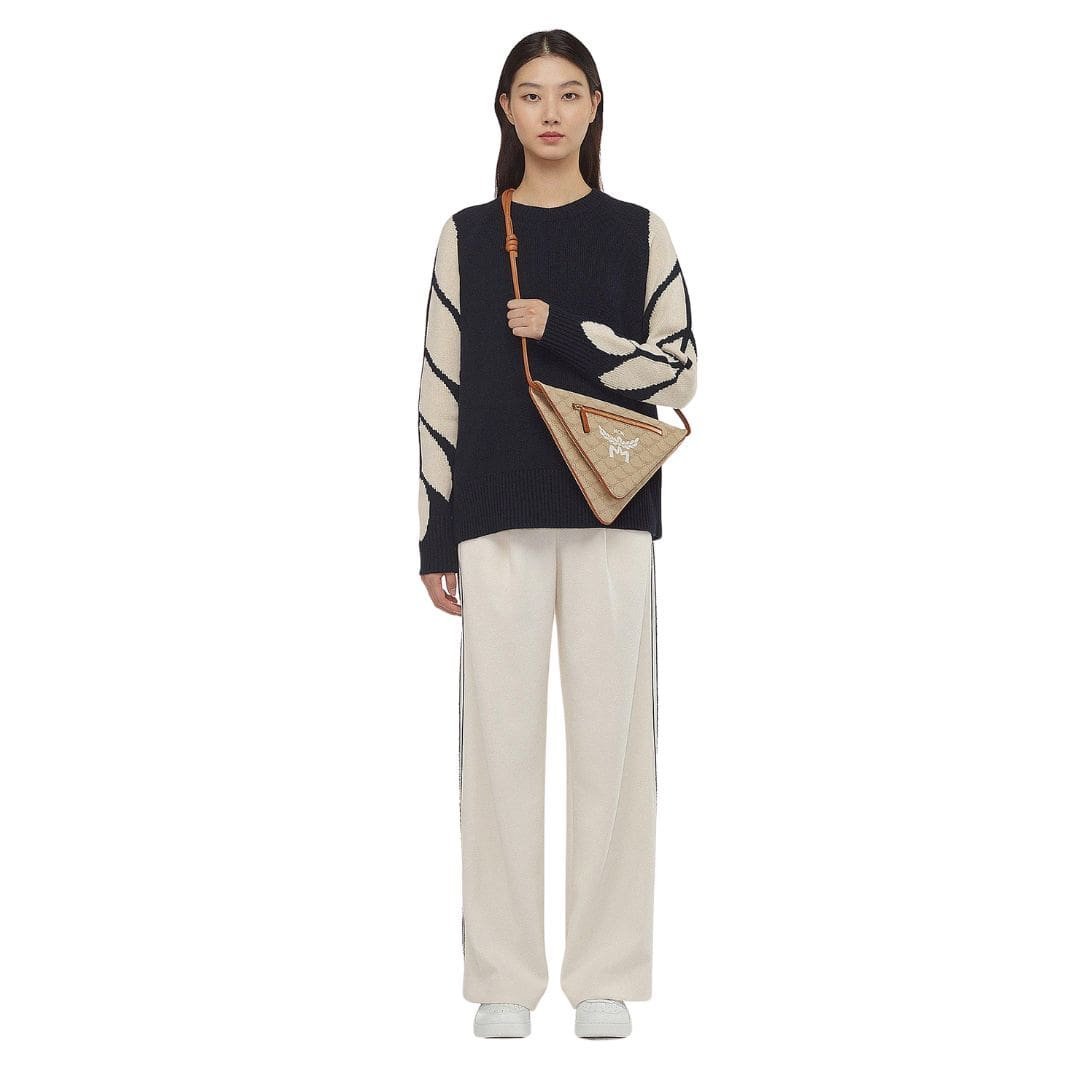 MCM HIMMEL TRIANGLE POUCH IN LAURETOS BEIGE - Image 3