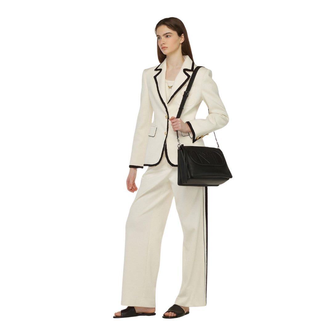 MCM MEDIUM MODE TRAVIA SHOULDER BAG IN SPANISH CALF LEATHER BLACK - Image 2