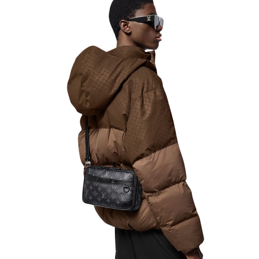 LOUIS VUITTON ALPHA MESSENGER - Image 6
