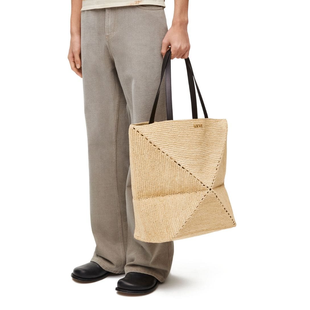 LOEWE PUZZLE FOLD TOTE XL BAG IN RAFFIA - Image 10