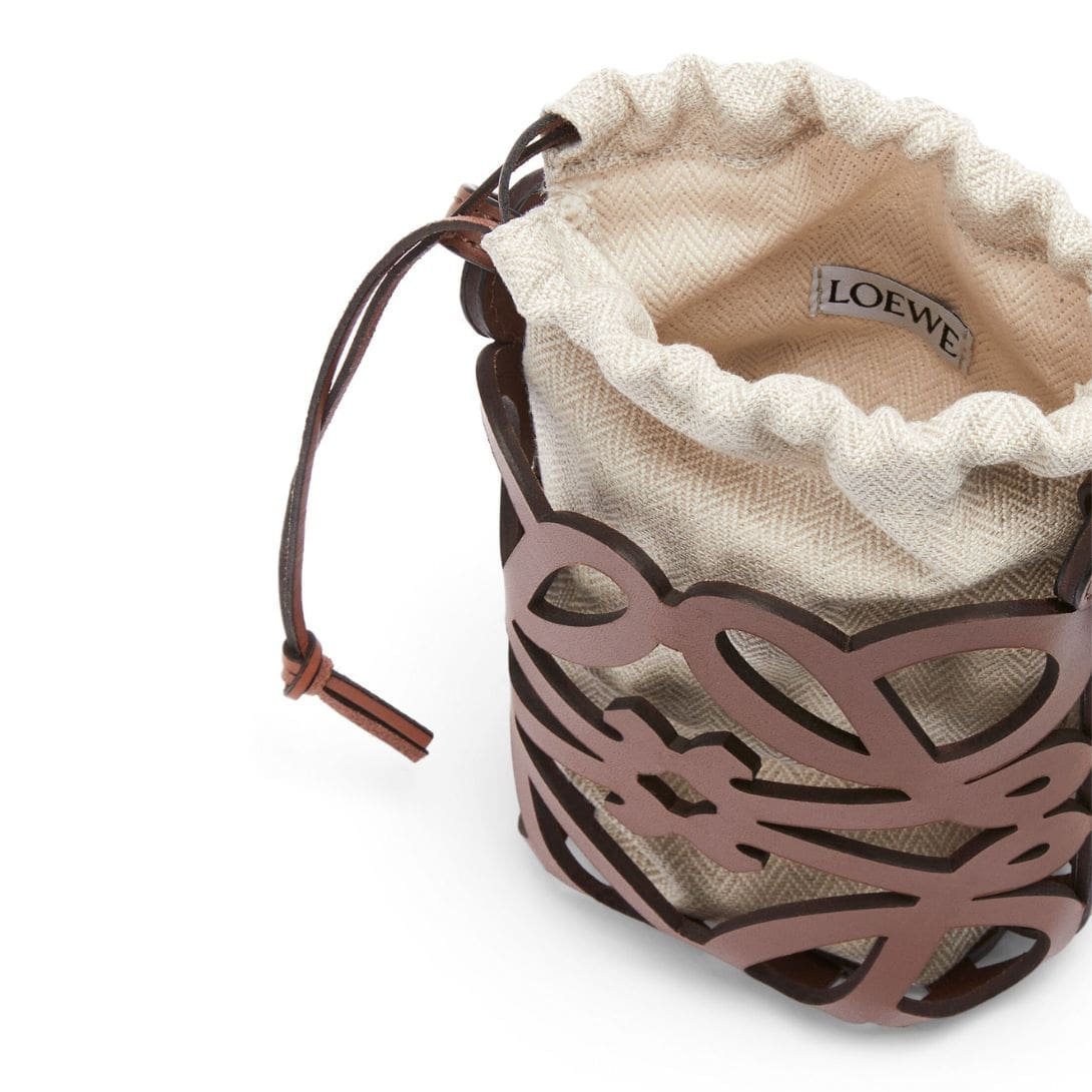 LOEWE POCKET WITH CUT OUT ANAGRAM IN CALFSKIN AND CLASSIC CANVAS - Image 4