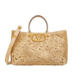 VALENTINO GARAVANI MEDIUM SHOPPING BAG IN LACE-EFFECT RAFFIA