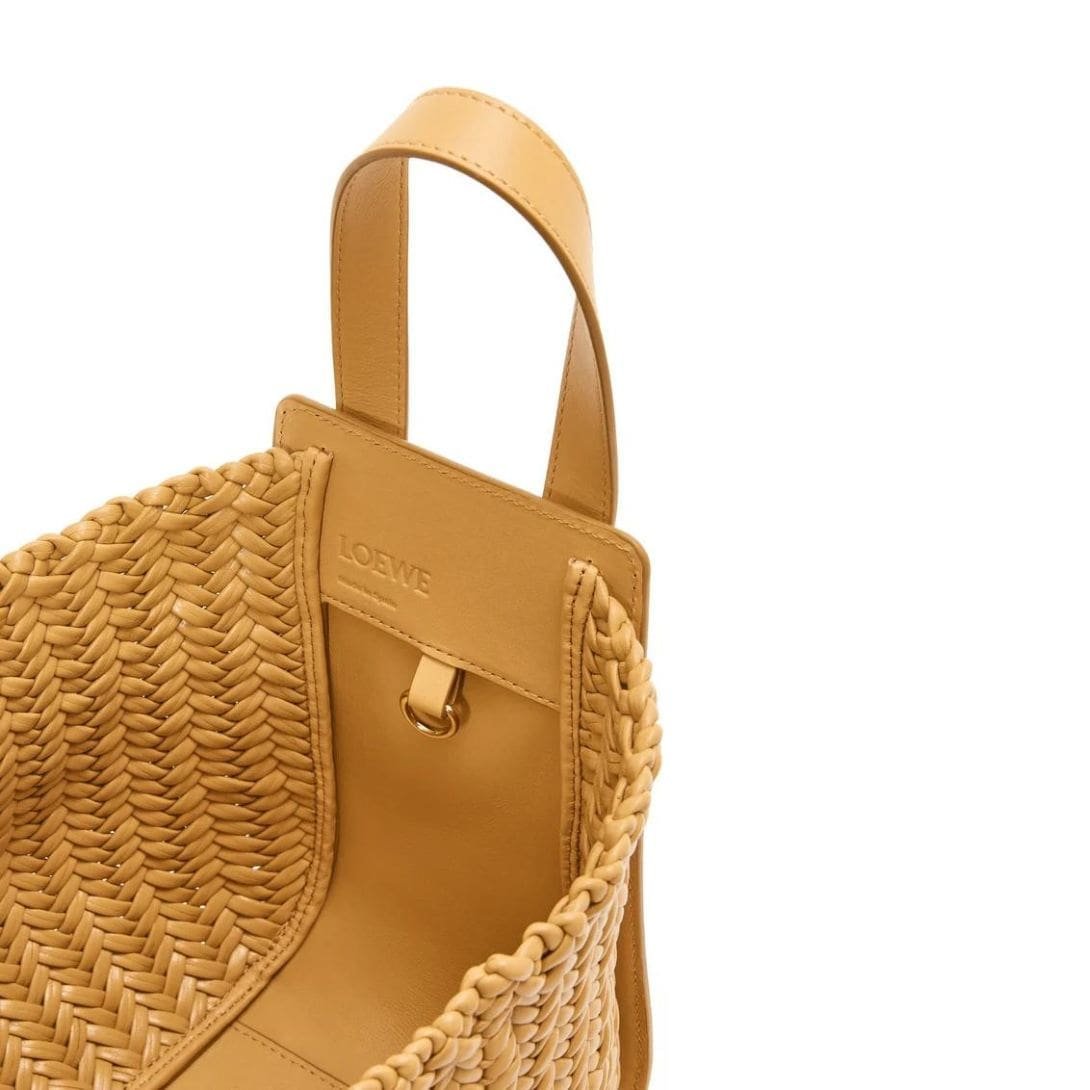 LOEWE COMPACT HAMMOCK BAG IN CALFSKIN - Image 6