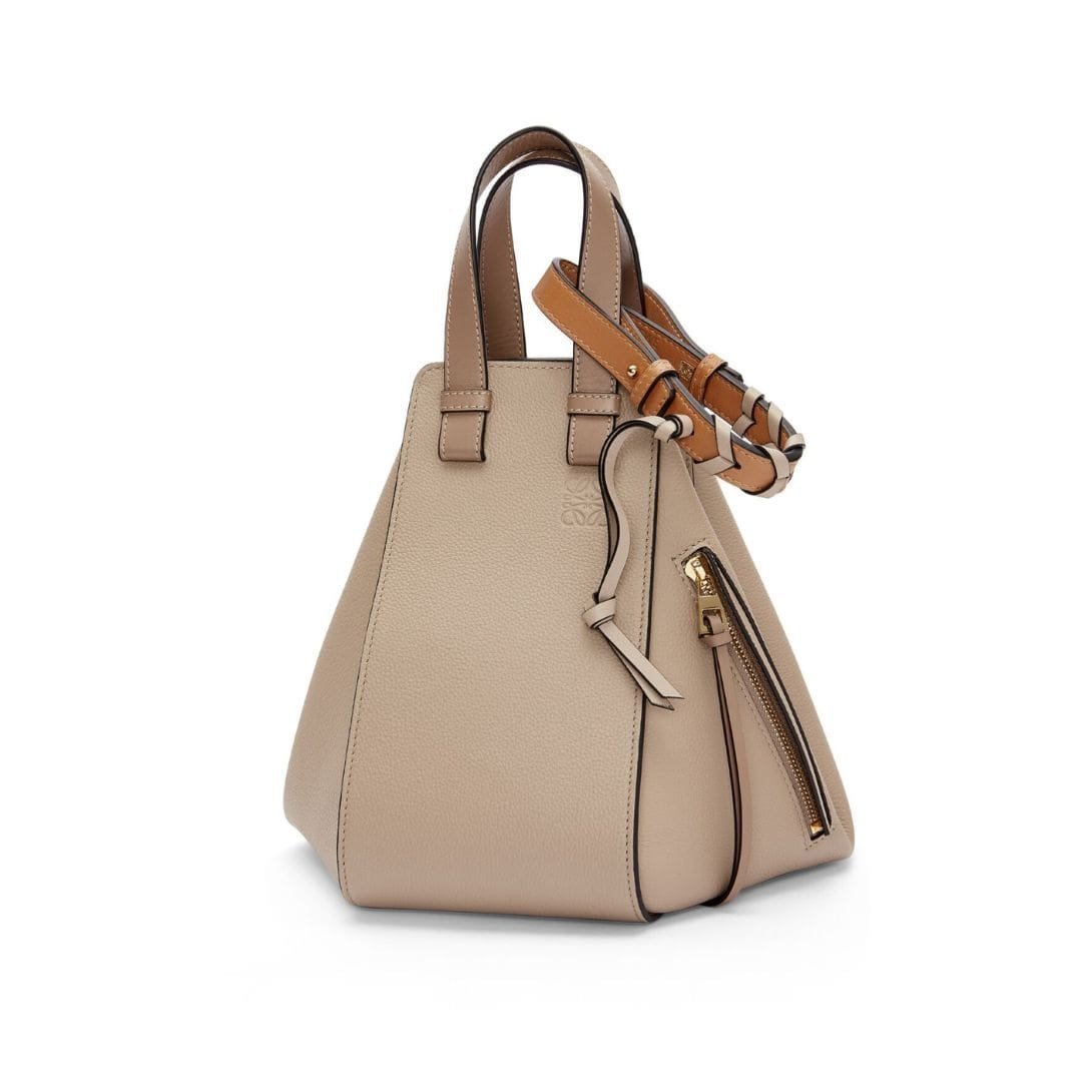 LOEWE SMALL HAMMOCK BAG IN SOFT GRAINED CALFSKIN - Image 3