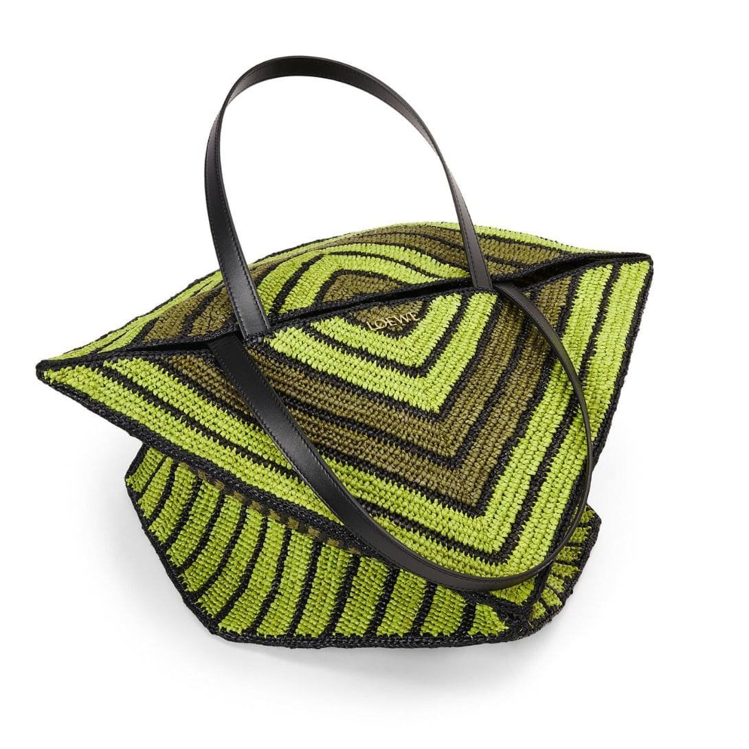 LOEWE PUZZLE FOLD TOTE XL BAG IN RAFFIA - Image 2