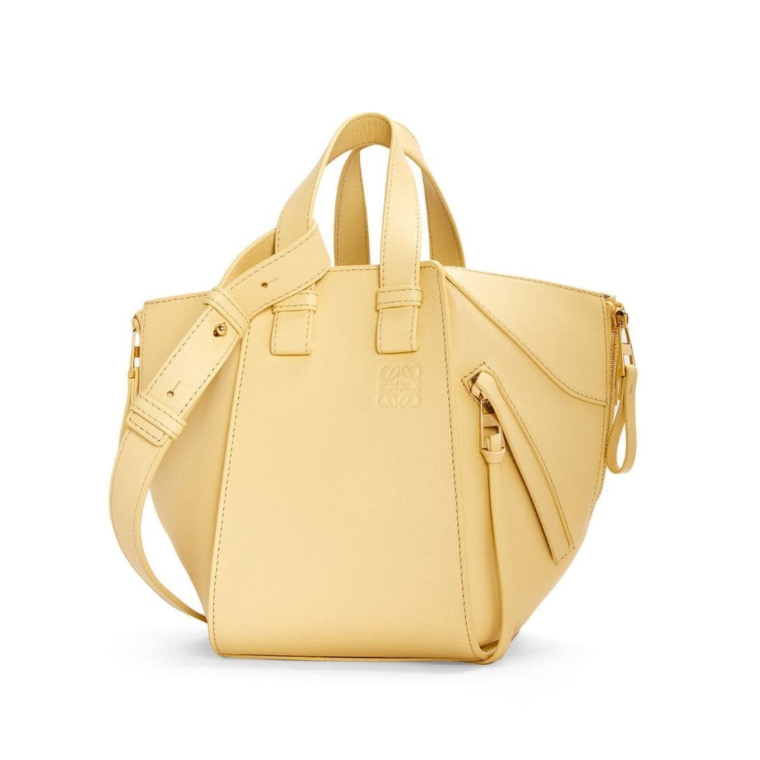 LOEWE COMPACT HAMMOCK BAG IN CLASSIC CALFSKIN - Image 2