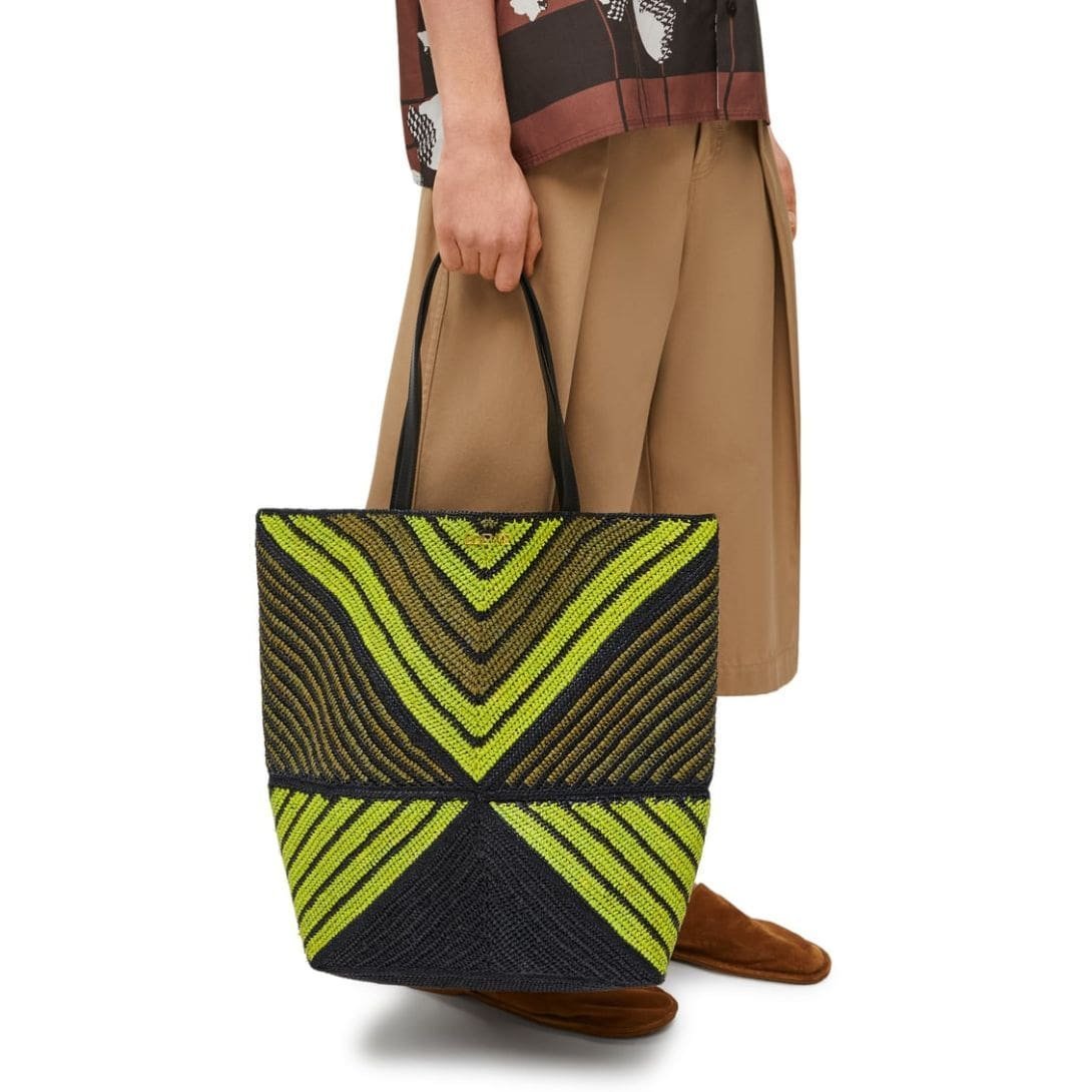 LOEWE PUZZLE FOLD TOTE XL BAG IN RAFFIA - Image 9
