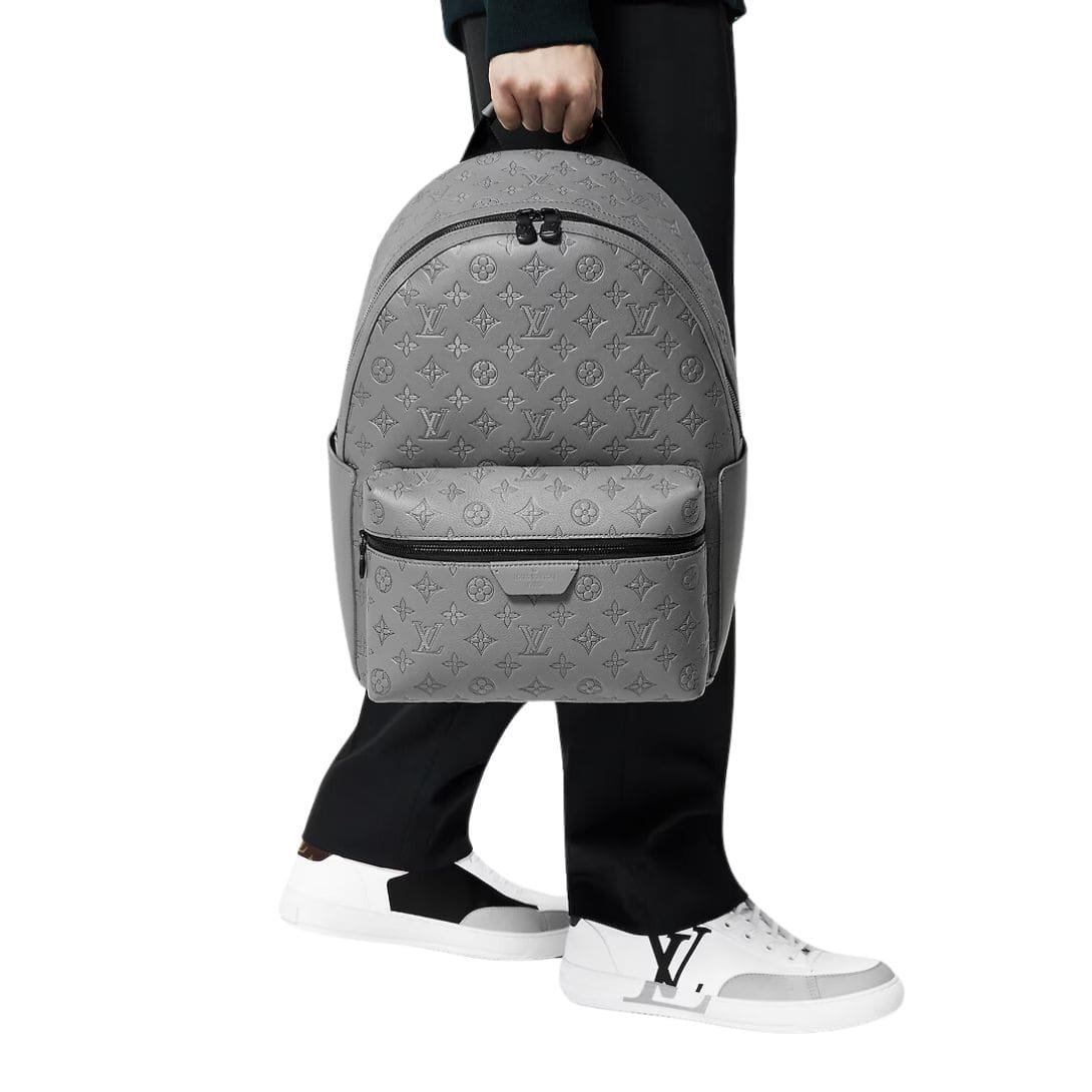 LOUIS VUITTON DISCOVERY BACKPACK - Image 9