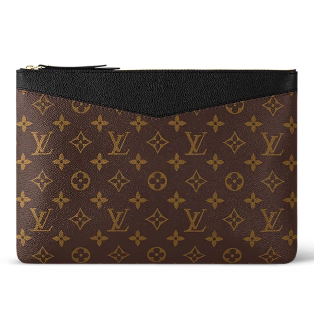 LOUIS VUITTON DAILY POUCH