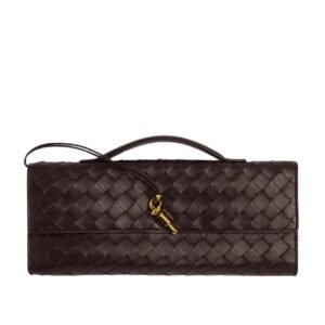 WOMEN BOTTEGA VENETA ANDIAMO CLUTCH FONDANT