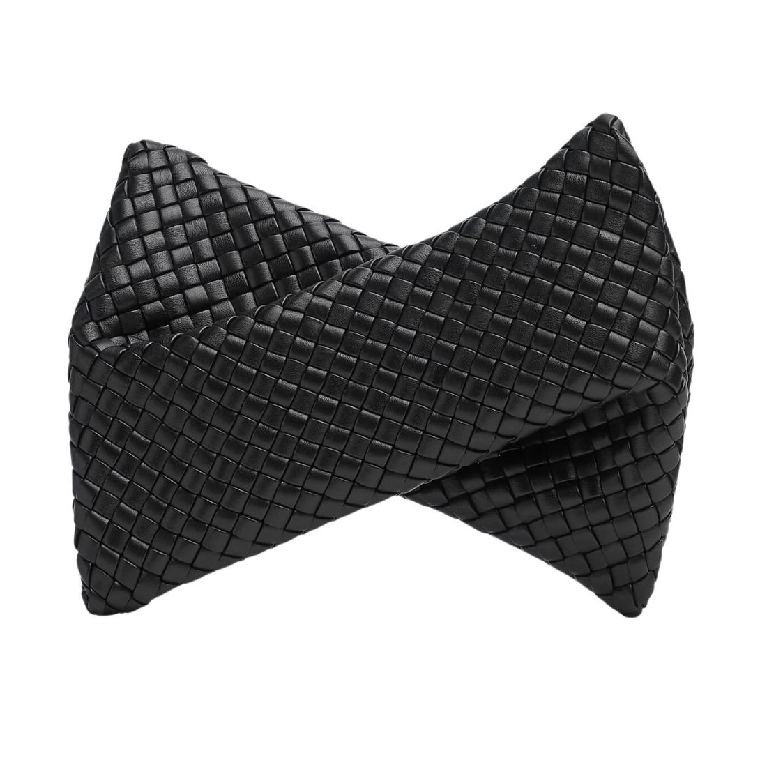 WOMAN BOTTEGA VENETA CRISSCROSS BLACK