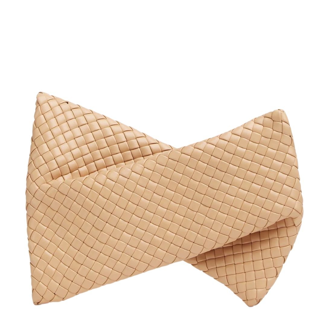 WOMAN BOTTEGA VENETA CRISSCROSS ALMOND